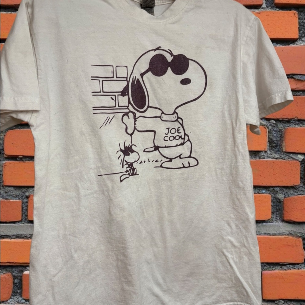 Cream Snoopy Graphic T-Shirt